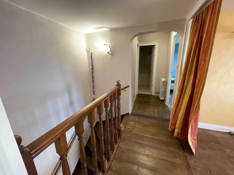 Maison - 166 m² - 7 pièces