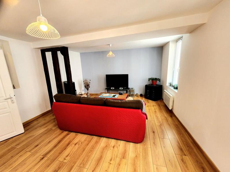 Maison - 94 m² - 5 pièces