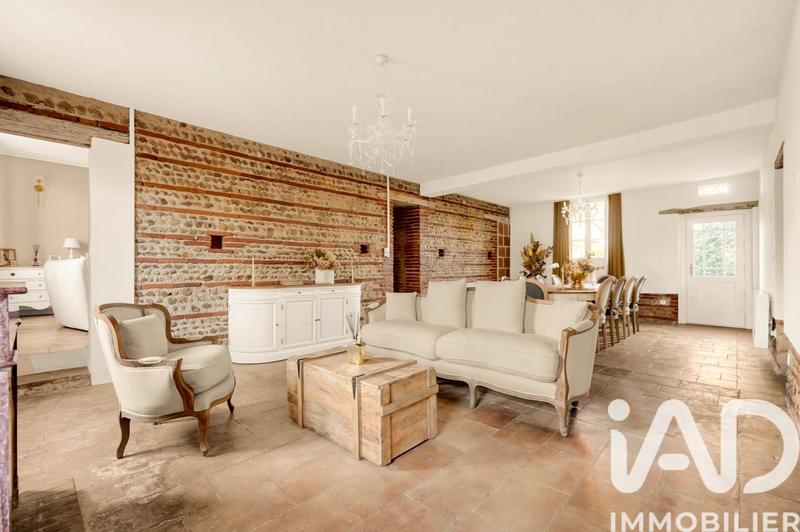 Maison - 510 m² - 15 pièces