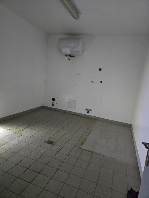 Immeuble - 220 m² - 8 pièces