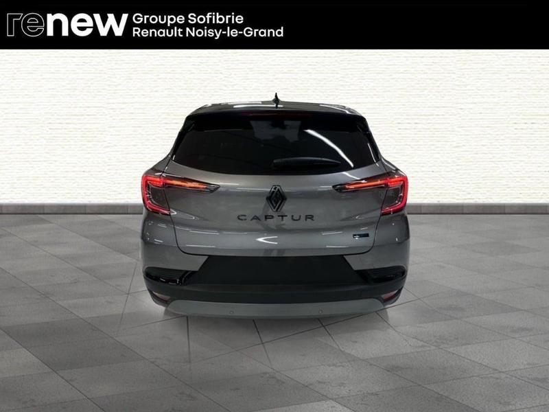 Renault Captur E-Tech full hybrid 160 ch esprit Alpine