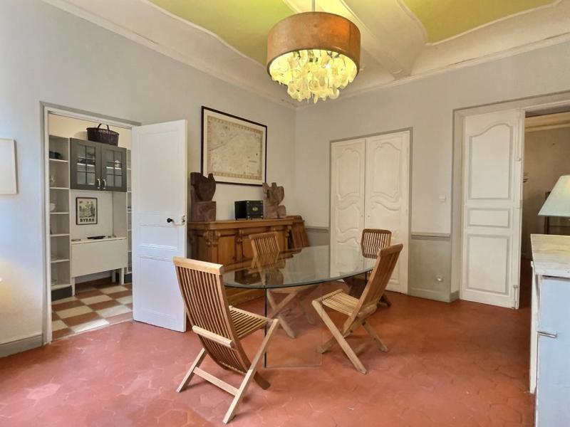 Appartement bourgeois - 120 m² - 5 pièces