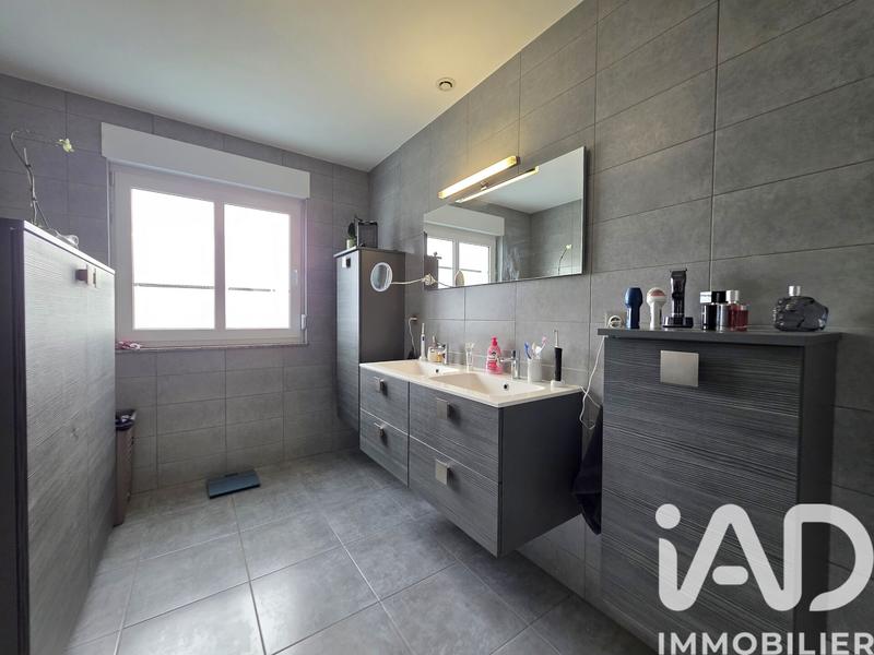 Maison - 152 m² - 6 pièces