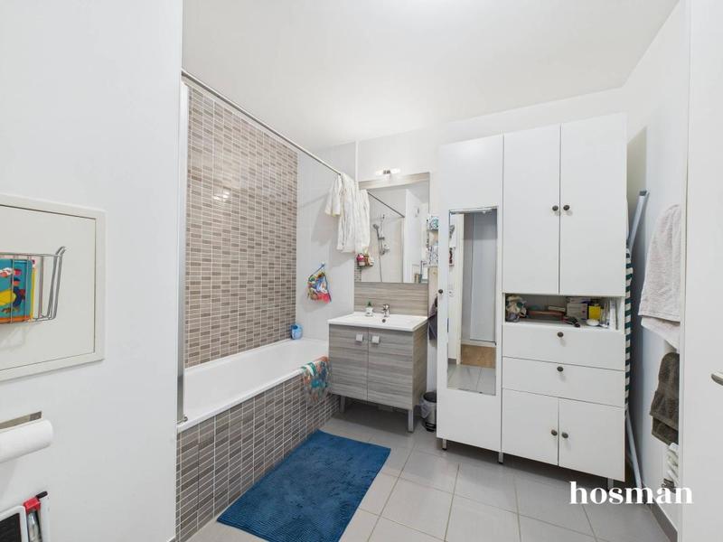 Appartement - 82 m² - 4 pièces