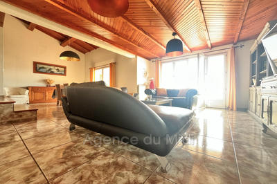 Villa - 153 m² - 6 pièces