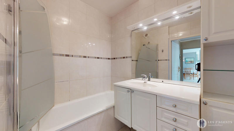 Appartement - 64 m² - 3 pièces