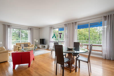 Appartement - 144 m² - 4 pièces