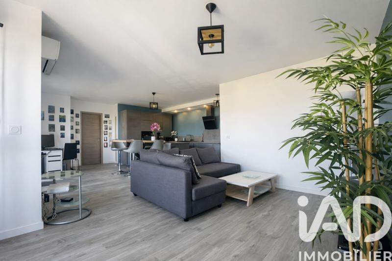 Appartement - 65 m² - 3 pièces