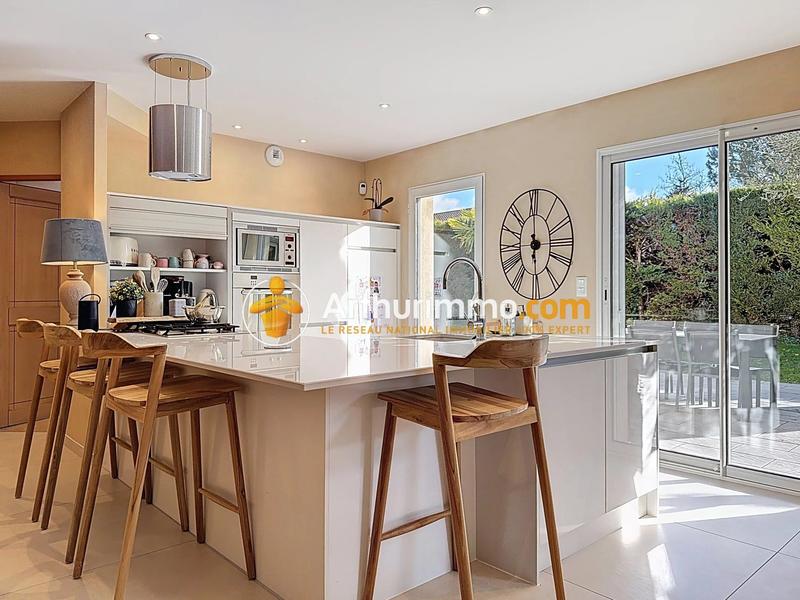 Maison - 165 m² - 5 pièces