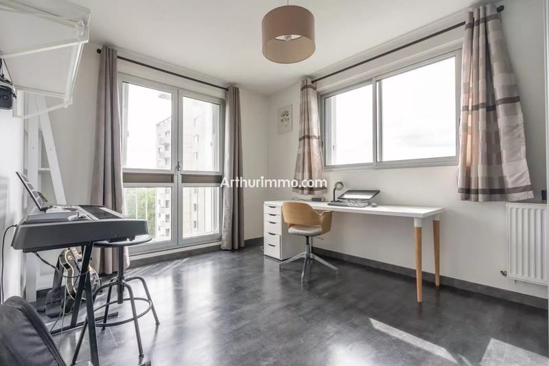 Appartement - 81 m² - 4 pièces