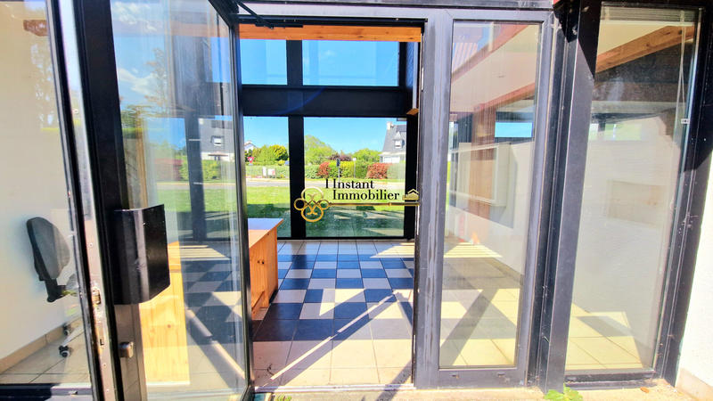 Local d'activités - 209 m² - 7 pièces