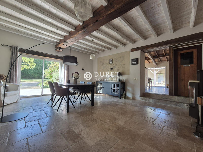 Villa - 359 m² - 11 pièces