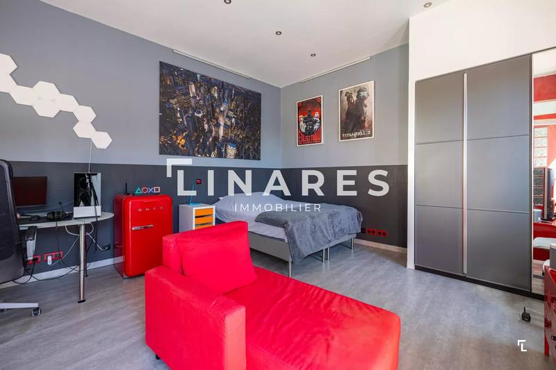 Villa - 140 m² - 7 pièces