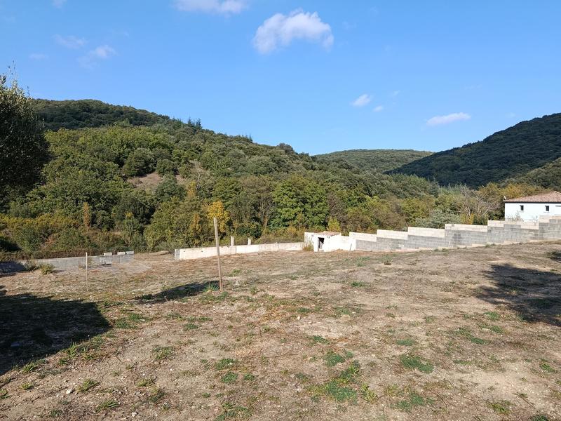 Terrain constructible - 2 011 m²