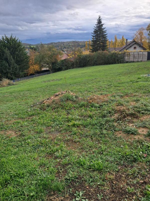 Terrain constructible - 1 450 m²