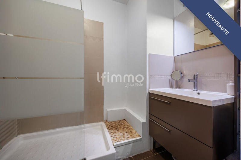 Appartement - 82 m² - 3 pièces