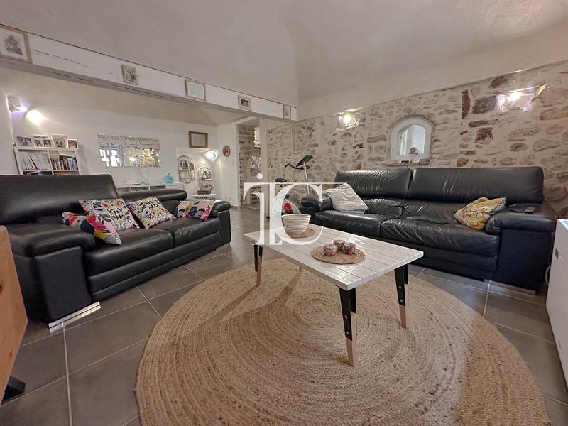 Maison de village - 183 m² - 5 pièces