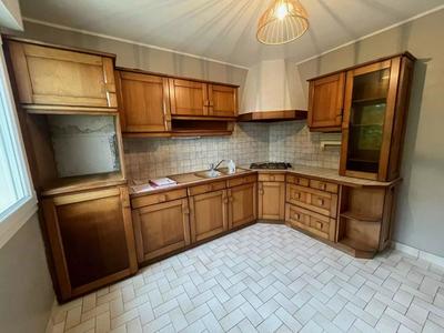 Maison - 95 m² - 6 pièces