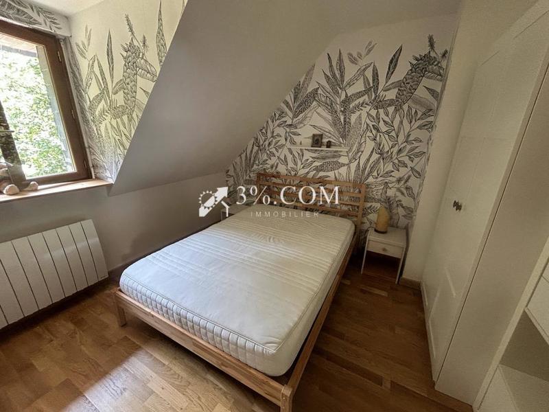 Maison - 205 m² - 8 pièces