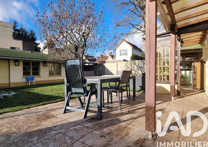 Maison - 110 m² - 5 pièces