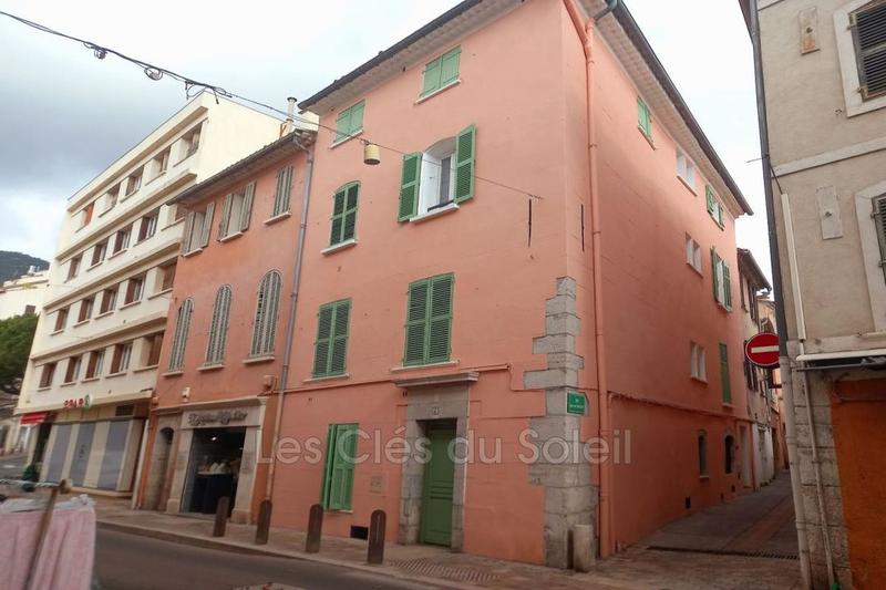 Immeuble - 217 m² - 11 pièces