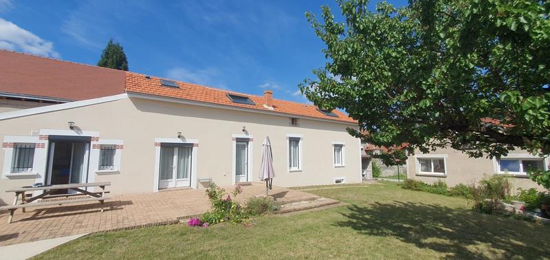 Maison - 120 m² - 5 pièces
