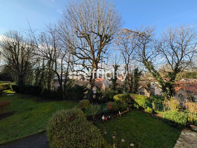 Appartement - 75 m² - 4 pièces