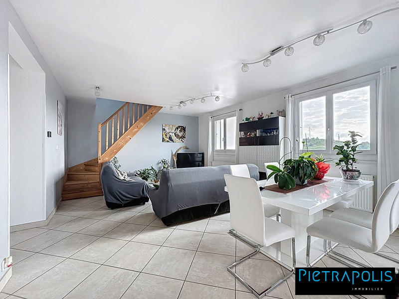 Maison - 110 m² - 5 pièces