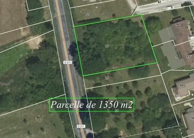 Terrain constructible - 1 350 m²