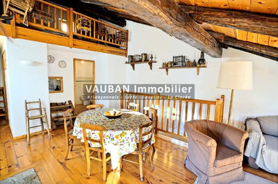 Appartement - 101 m² - 4 pièces