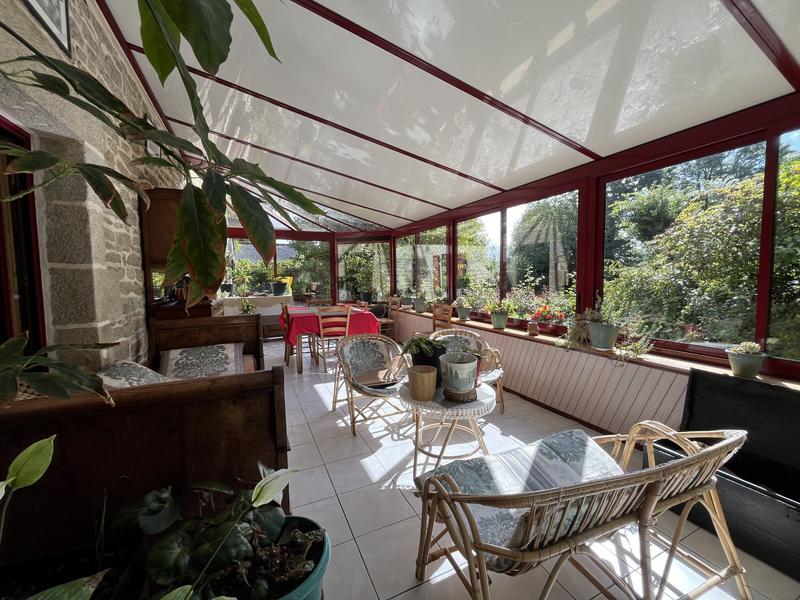 Maison - 228 m² - 10 pièces