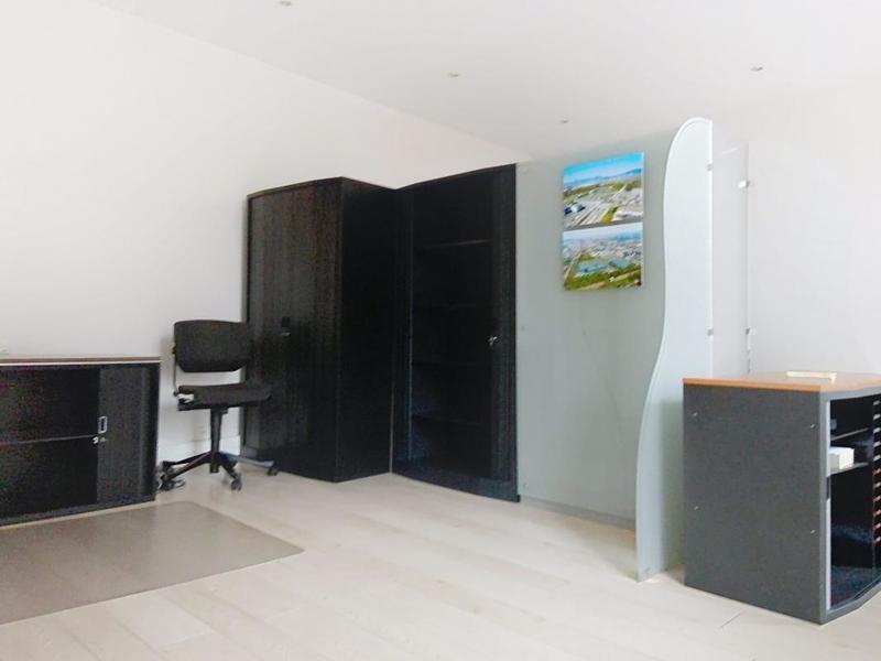 Local d'activité / Entrepôt - 56 m² - 2 pièces