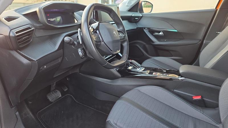 Peugeot 2008 II 1.2 PureTech 130 Eat8 Allure Pack