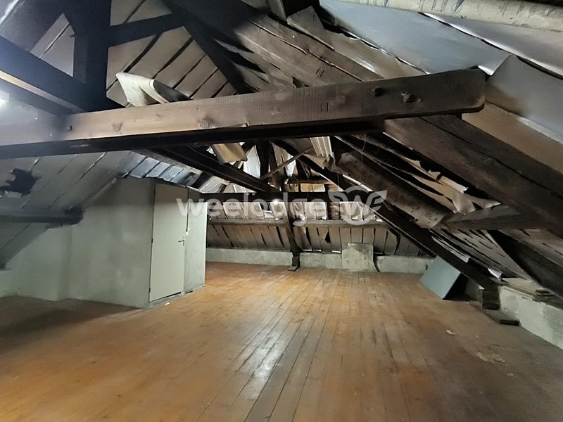 Maison - 140 m² - 9 pièces