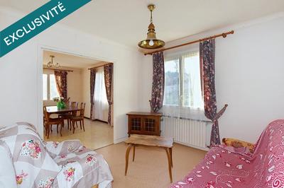 Maison - 98 m² - 4 pièces