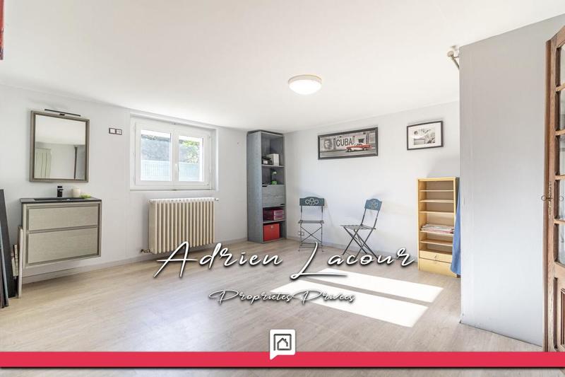 Maison - 98 m² - 6 pièces