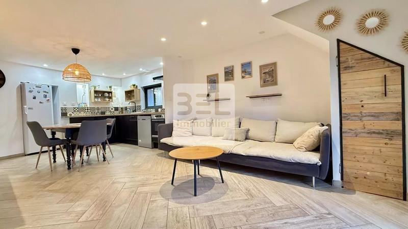 Maison de village - 197 m² - 3 pièces