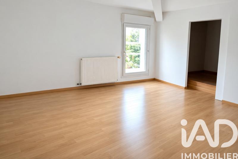 Maison - 251 m² - 10 pièces