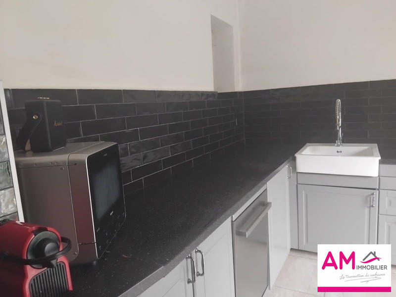 Maison - 95 m² - 5 pièces