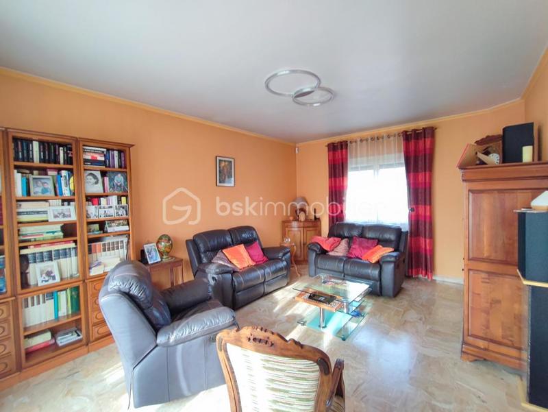 Maison - 96 m² - 5 pièces