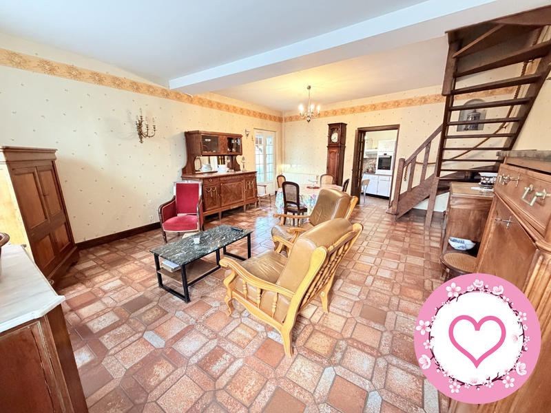 Maison - 96 m² - 4 pièces