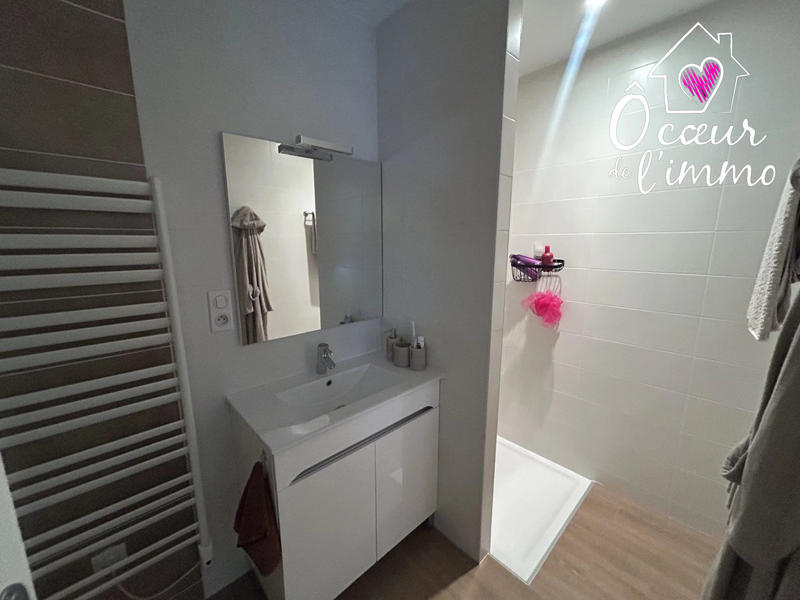 Maison contemporaine - 150 m² - 8 pièces