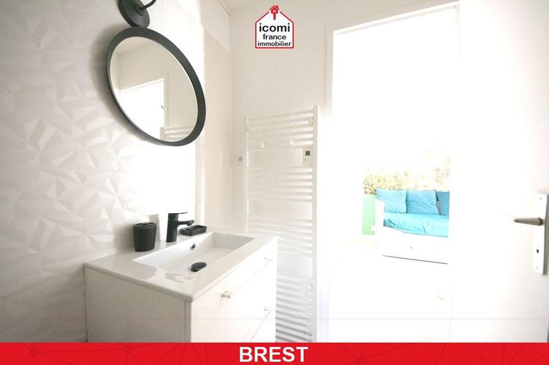 Studio - 17 m² - 2 pièces