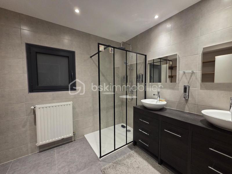 Maison - 146 m² - 4 pièces