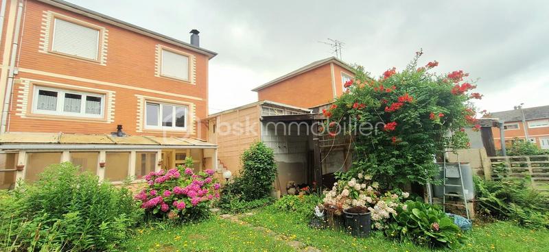 Maison de ville - 70 m² - 4 pièces