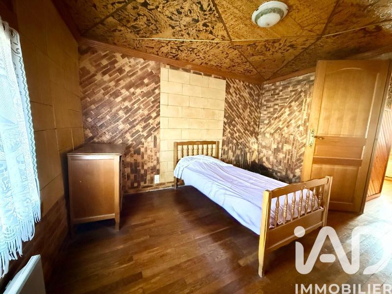 Maison - 227 m² - 9 pièces