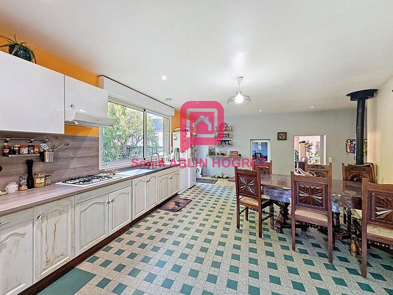 Maison - 164 m² - 6 pièces