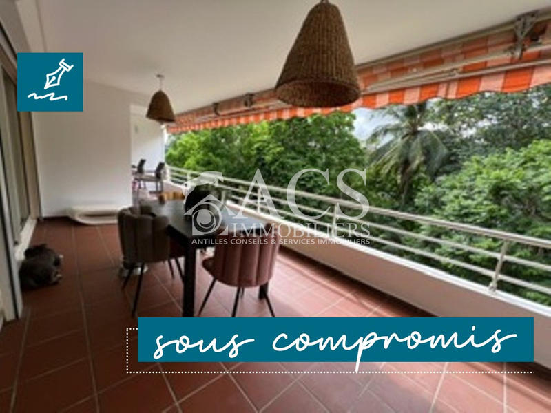 Appartement - 98 m² - 4 pièces