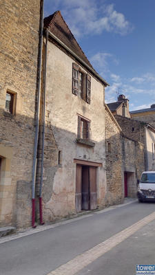 Maison de village - 170 m² - 8 pièces