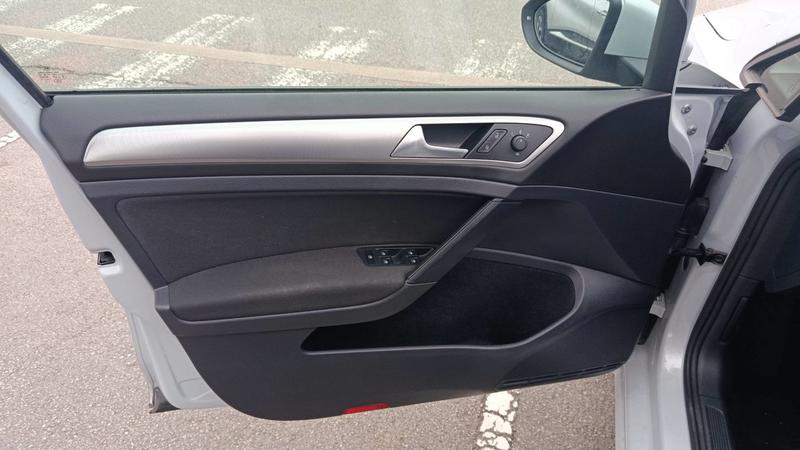 Volkswagen Golf VII 1.6 Tdi 115 Trendline